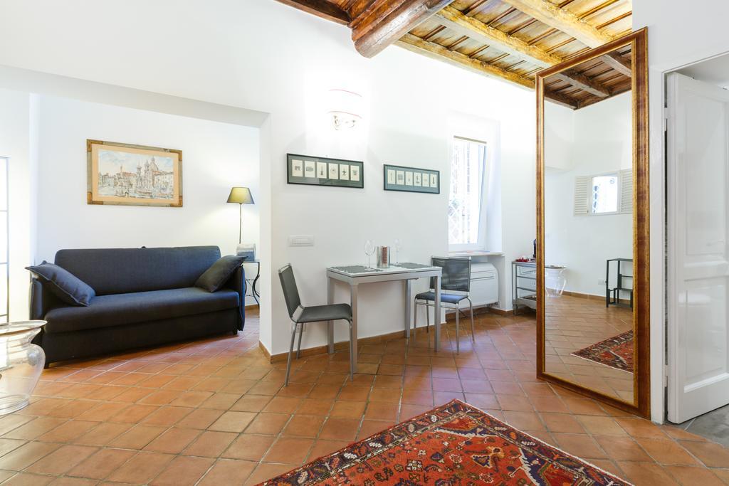 Navona, Old Rome Lodge Стая снимка